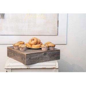 NWOT Large Cake Stand